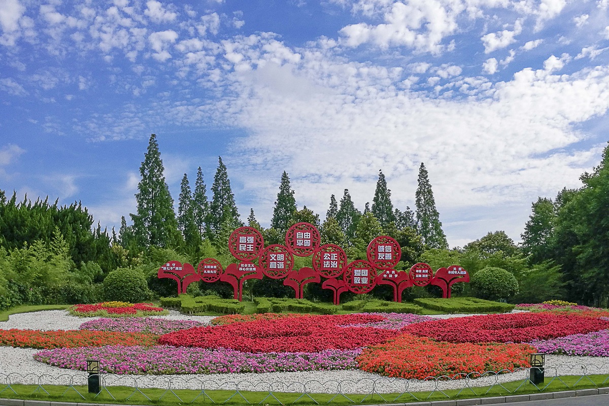 （1）管日旺13003282795___《长风美景》 _ 副本.jpg