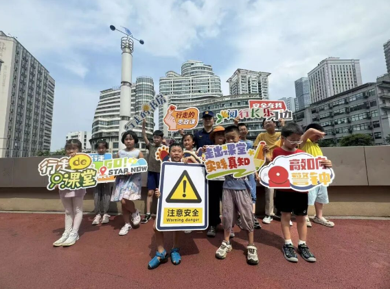 这场橙盾安全研学行，带领亲子解锁民防消防实景课堂
