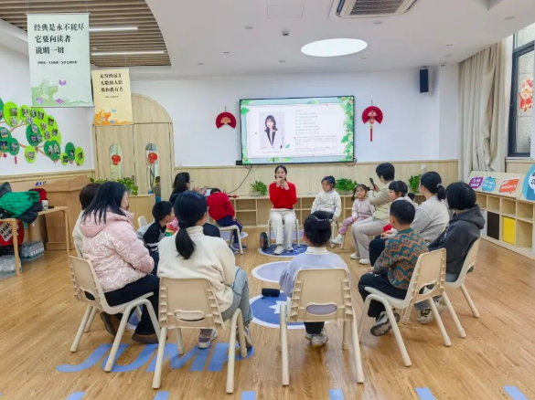 心随乐动，绘出爱！亲子艺术之旅开启沟通新篇章