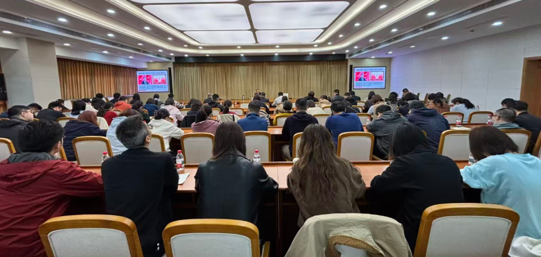 “为民造福”是最大的政绩——区房管局举办学习教育专题讲座