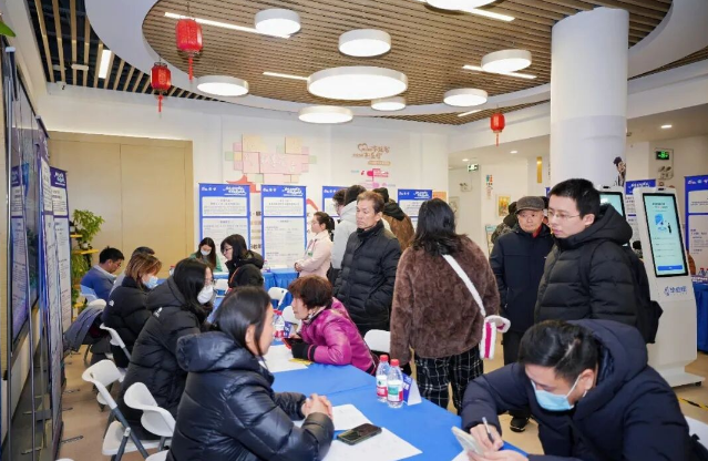 【15分钟就业服务圈】多点发力，甘泉路街道为居民和企业送上新年 “就业大礼包”