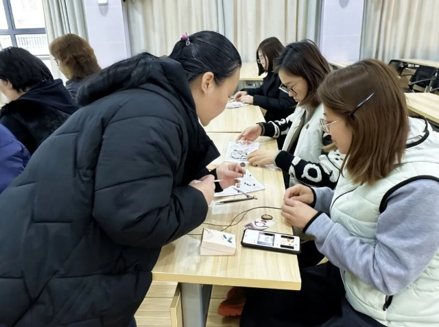 春风送暖润校园，“泉”家健康护芳华！甘泉路街道探索中医药基层科普新路径