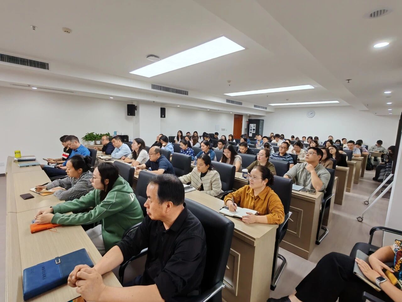 微信图片_2026-10-27_101721_221.jpg 微信图片_2026-10-27_101721_221.jpg