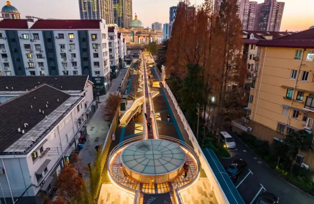 0516_153235_717.jpg 3.jpg