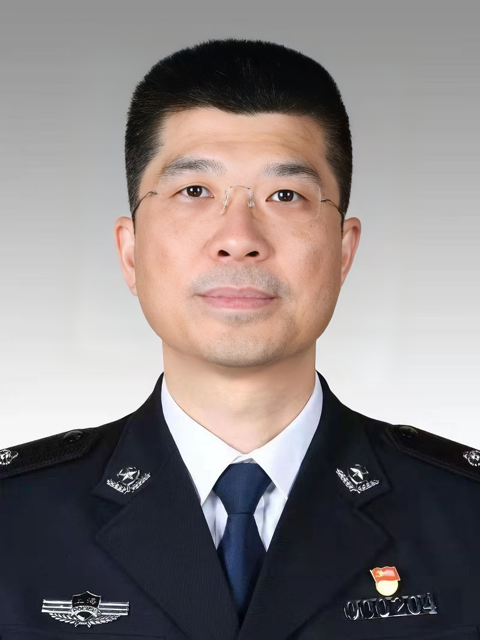 吴雷