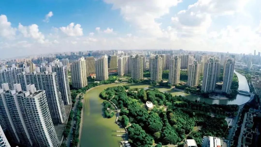 高质量发展在申城·普陀区丨打响中华武数、绘就半马苏河，打造人民城市建设新样板
