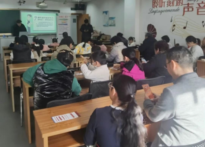 【泉服务】法护成长伴童行！石泉这场亲子活动有点“暖”