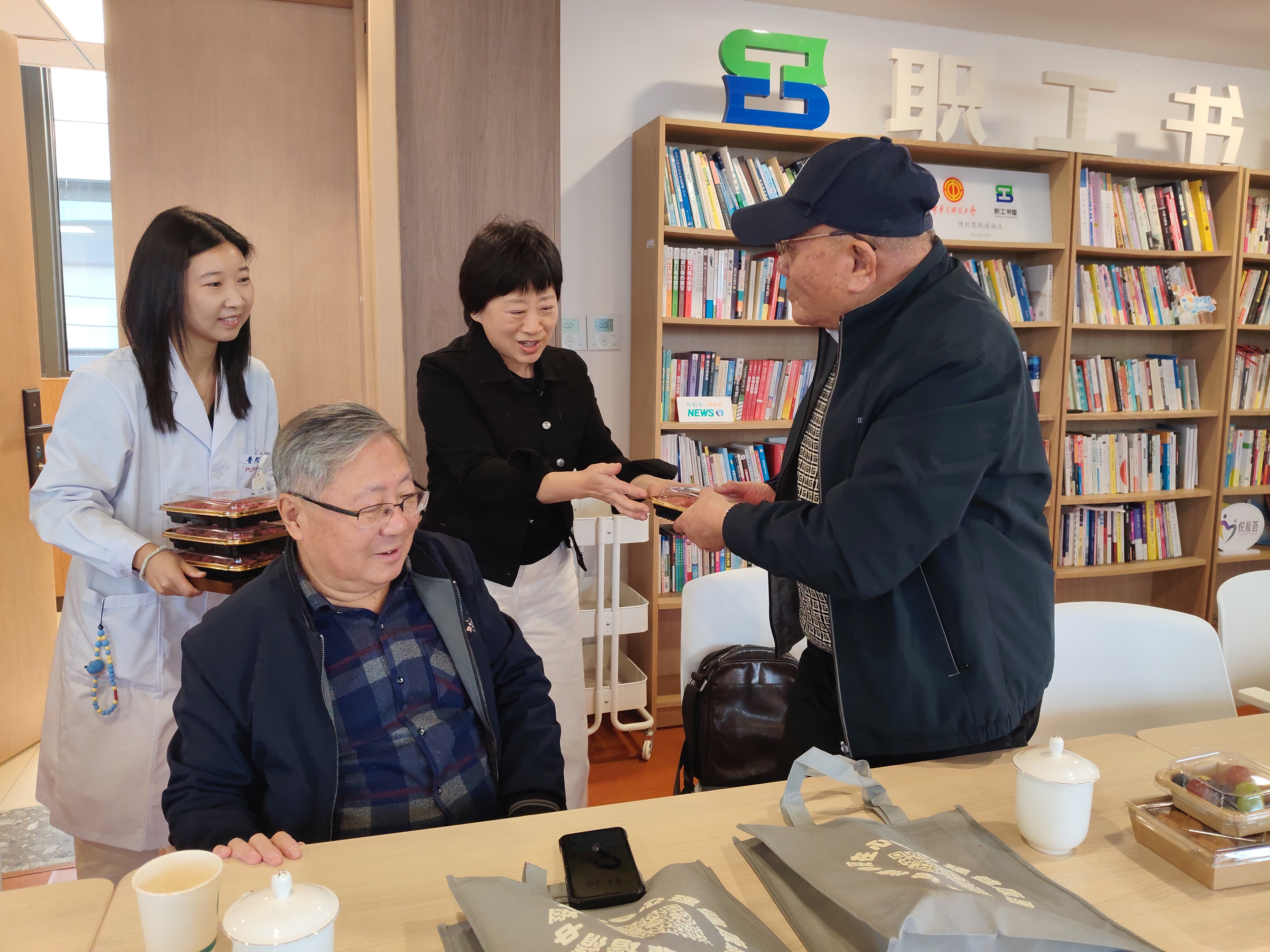 微信图片_20251029120824_361_106.jpg 微信图片_20251029120824_361_106.jpg