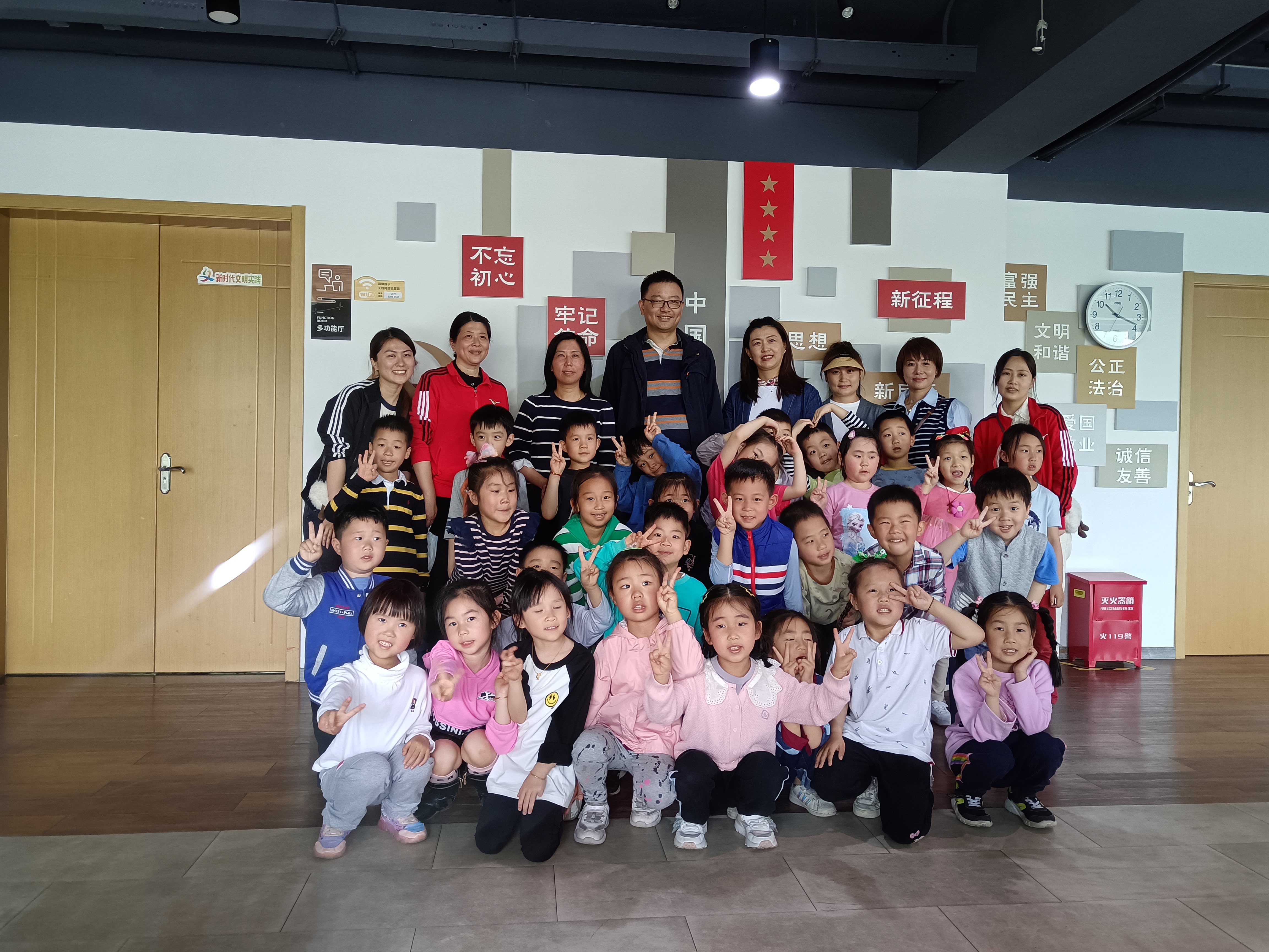 0425_160306_303.jpg 0425_160306_303.jpg