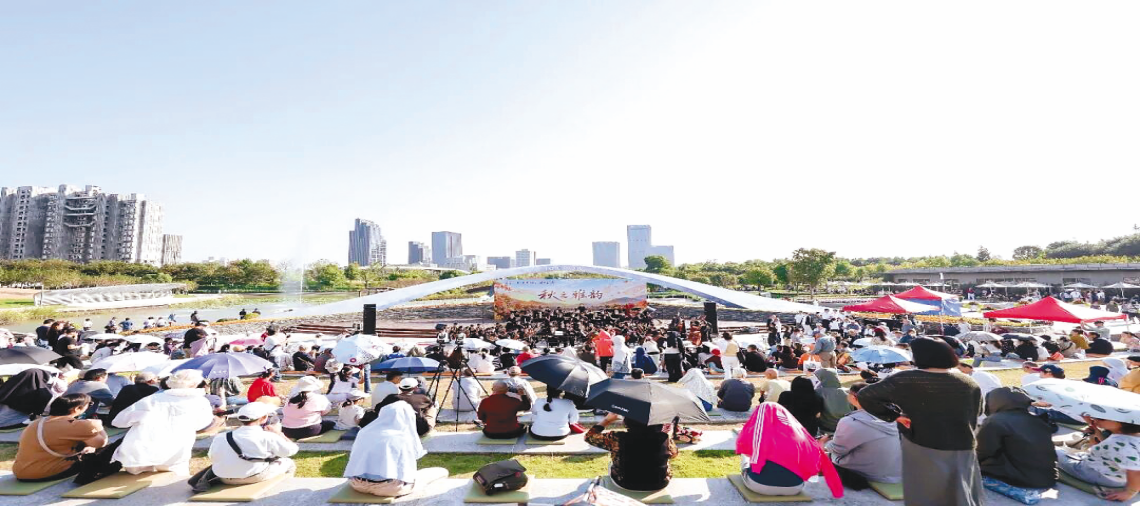 一块草坪激活一片消费生态 ——普陀TOP中央公园从“节庆爆点”走向“日常热度”