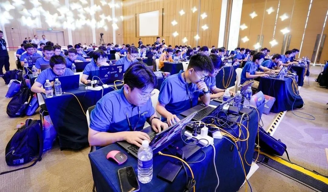 1018_124525_465.jpg 1018_124525_465.jpg