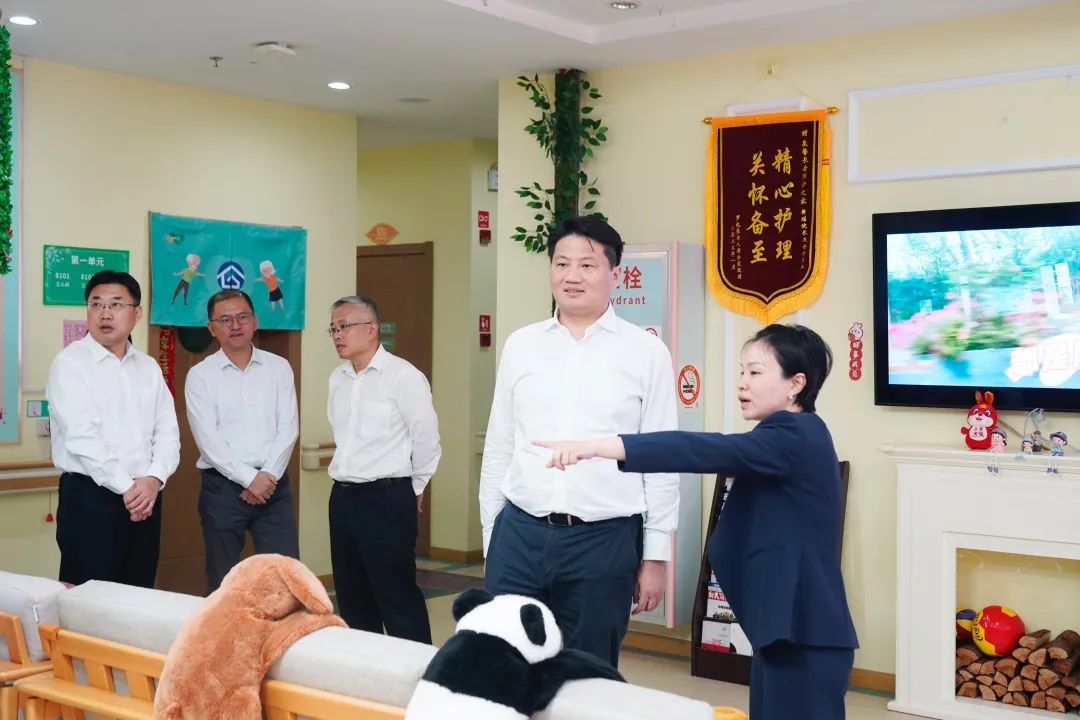 1019_081327_971.jpg 1019_081327_971.jpg