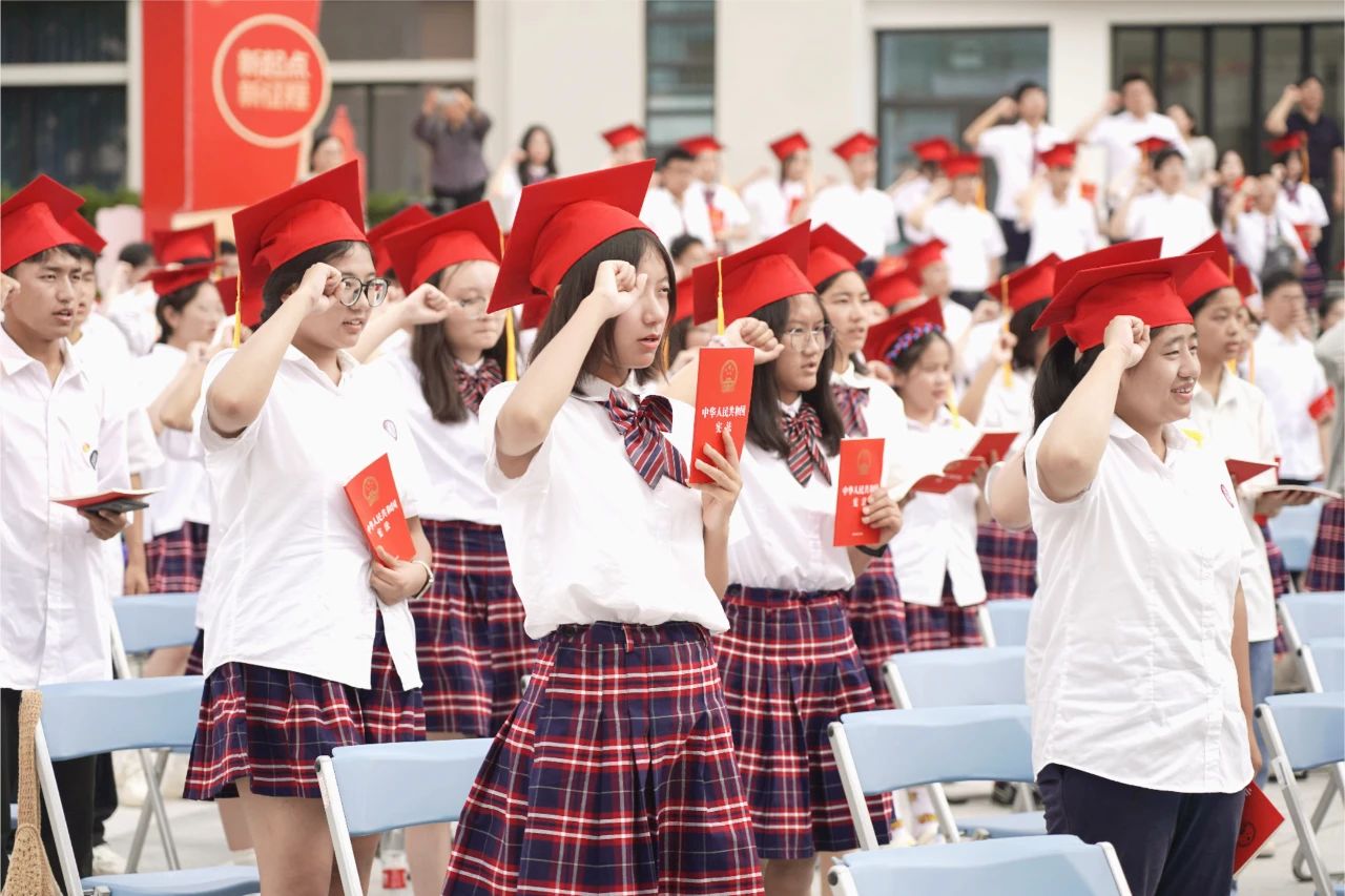 0613_092351_671.jpg 0613_092351_671.jpg