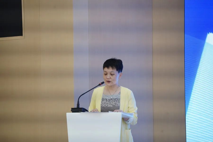 0619_095151_390.jpg 0619_095151_390.jpg