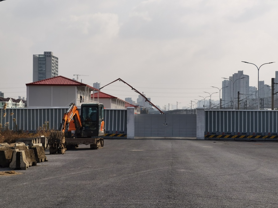 1225_084538_782.jpg 1225_084538_782.jpg