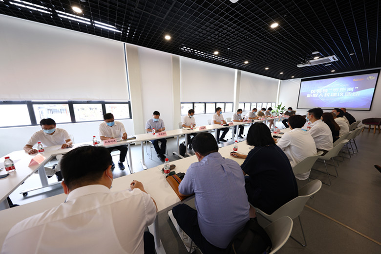 0920_100352_280.jpg 251836125iy4.jpg