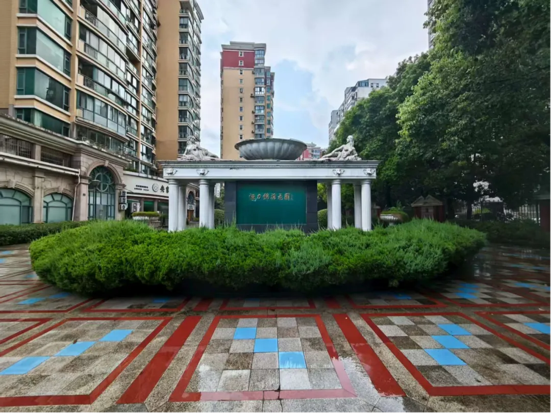 给业委会配“左右手”，真如镇街道“双秘护航”机制为小区治理添“双翼”