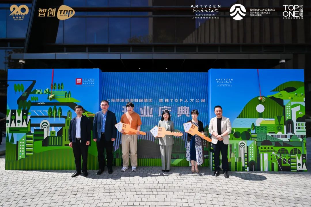 1008_081930_911.jpg 1008_081930_911.jpg